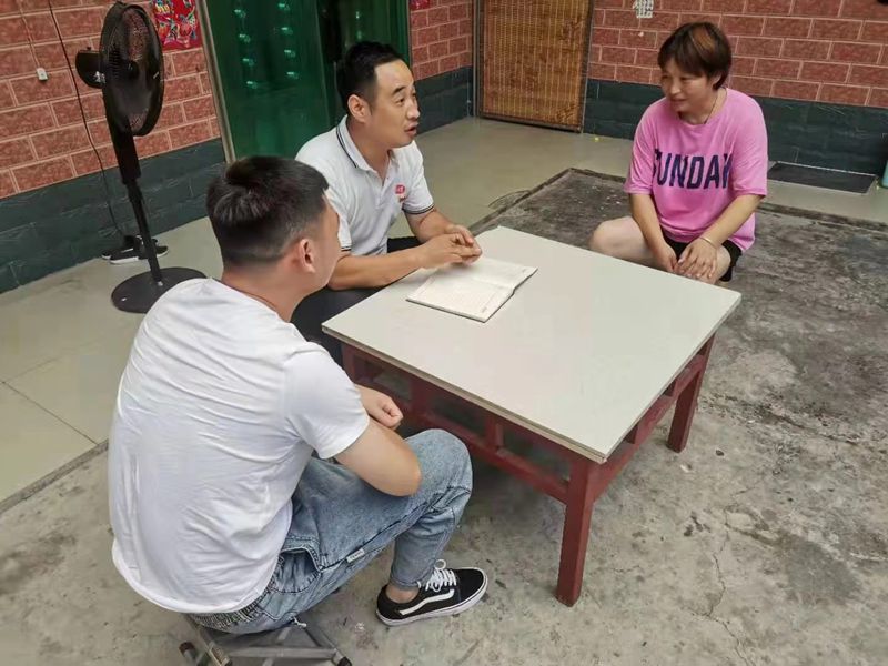 博農(nóng)乳業(yè)黨支部扎實開展“入戶訪民情、我來辦實事”活動